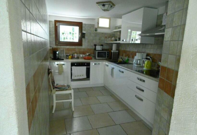 اتاق استاندارد, Il Nido Dei Gufi Bed And Breakfast
