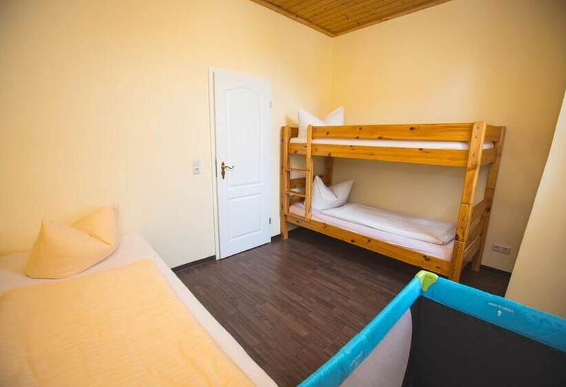 Семейный Номер, Pension Friedrichshof
