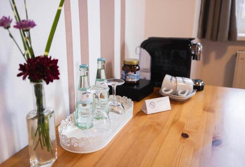 Номер Стандарт, Pension Friedrichshof