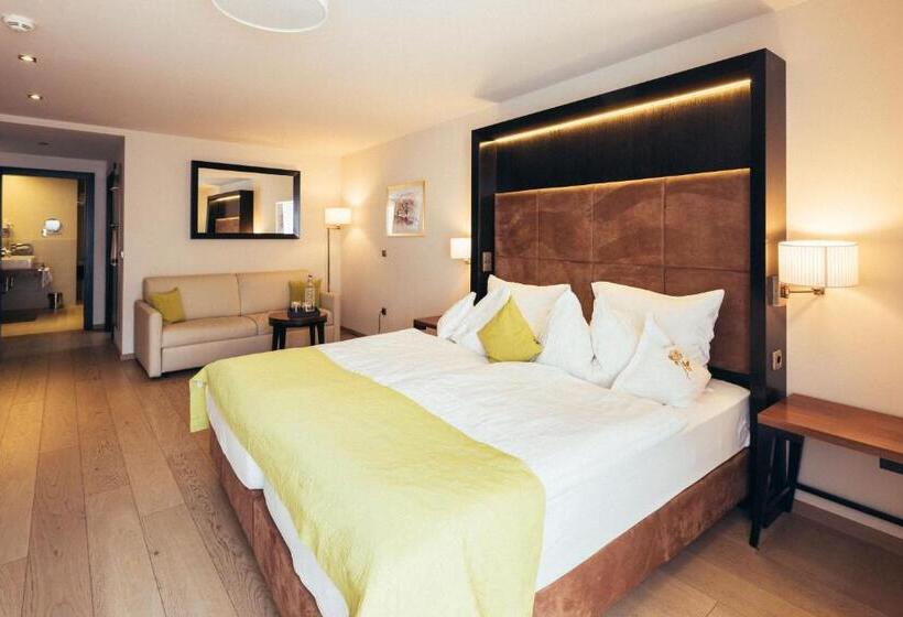 Номер Стандарт с Балконом, Genusshotel Goldene Rose