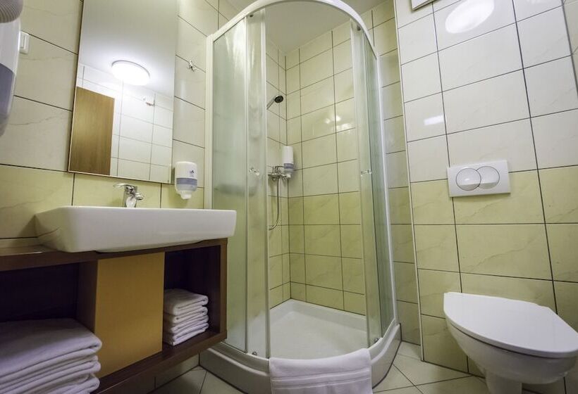 اتاق استاندارد چهار تخته, Domačija Vodnik & Apartments