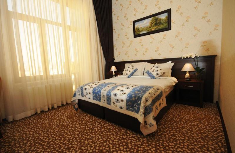 Люкс Кровать Кинг, Holiday Inn Express Hotel & Suites Goldsboro   Base Area, An Ihg