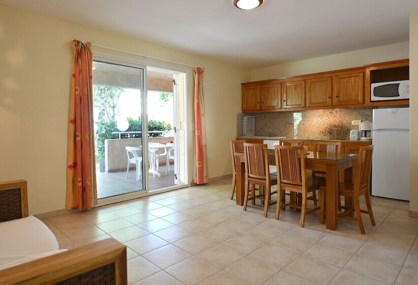 2 Bedroom Apartment Garden View, Village De Vacances Marina D Oru
