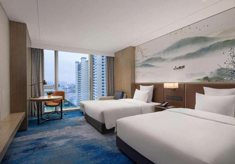 Семейный номер Делюкс с кроватью размера king size, Pullman Huai An 淮安铂尔曼酒店