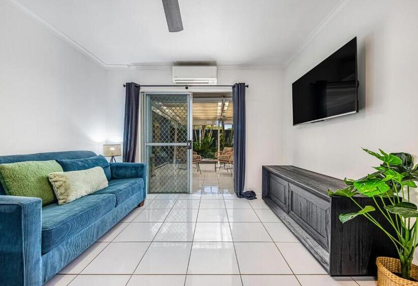 Апартаменты 2 Спальни, Beachcomber Peregian Beach