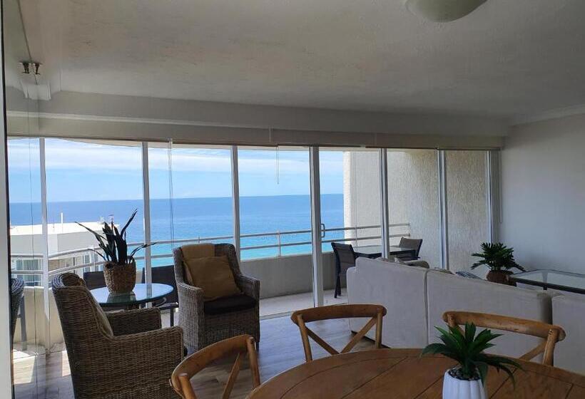 3침실 디럭스 아파트, Zenith Ocean Front Apartments