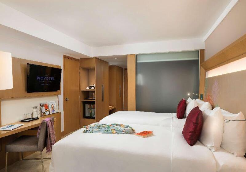 اتاق لوکس با تخت بزرگ, Novotel Yangon Max