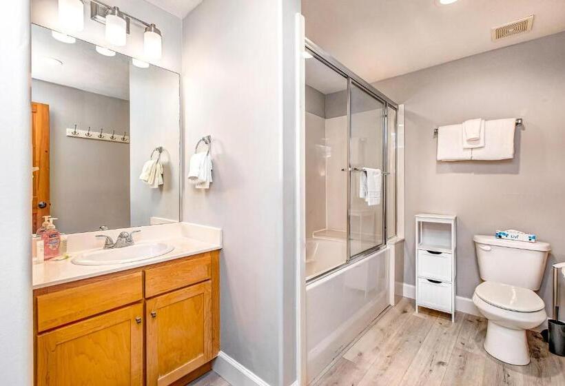 침실 1개 아파트, Cozy Crestview Condo