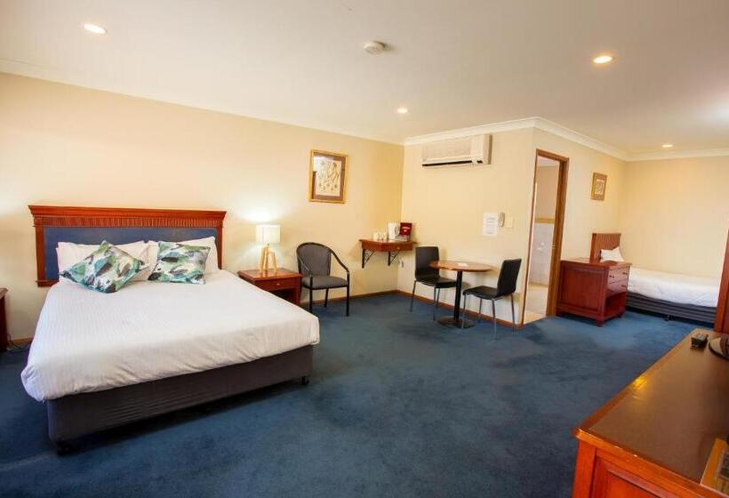 Студия Стандарт, Nightcap At Federal Hotel Toowoomba