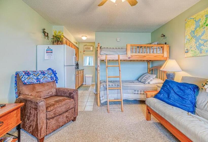 Студия Стандарт, Moosehead Condo Unit #5