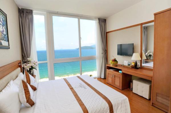 اتاق لوکس با چشم‌انداز دریا, Dendro Beachfront