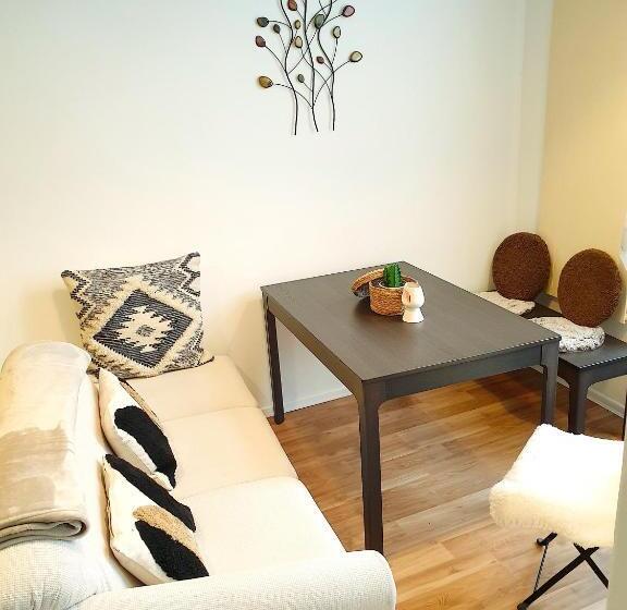 带大床的豪华间, City Center Historical Private Bedroom Jewish Quarter Vii District
