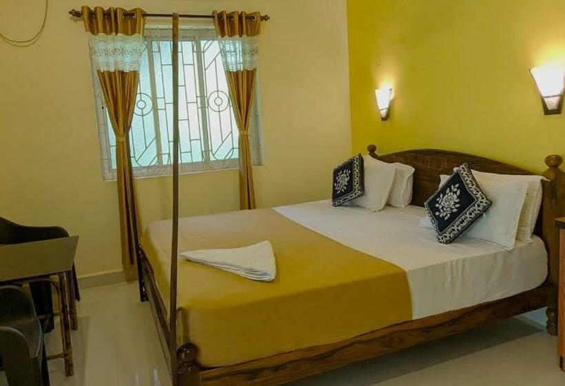 Семейный Номер Deluxe, Santana Guest House
