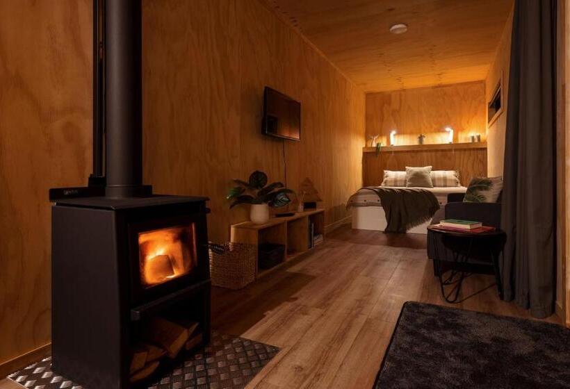 اتاق استاندارد با چشم‌انداز کوهستان, Luxury Container Cabin