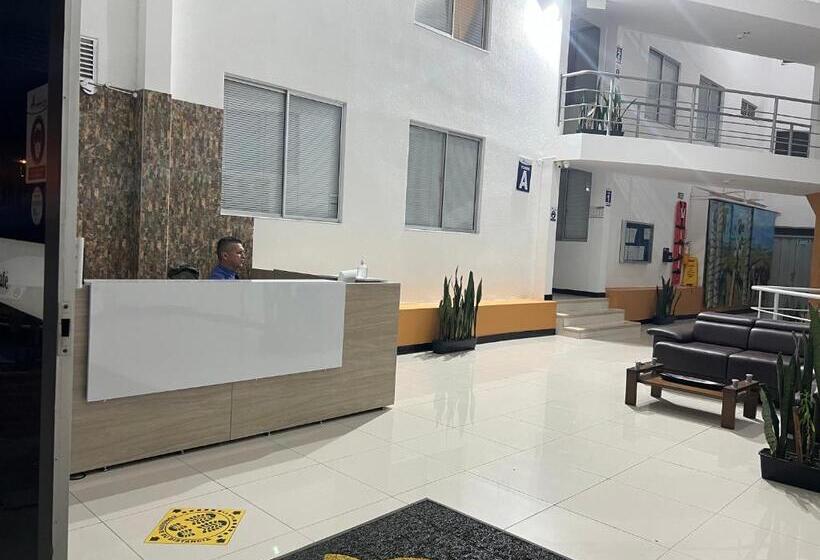 آپارتمان 1 خوابه با بالکن, Apartahotel Parque Del Café 3km
