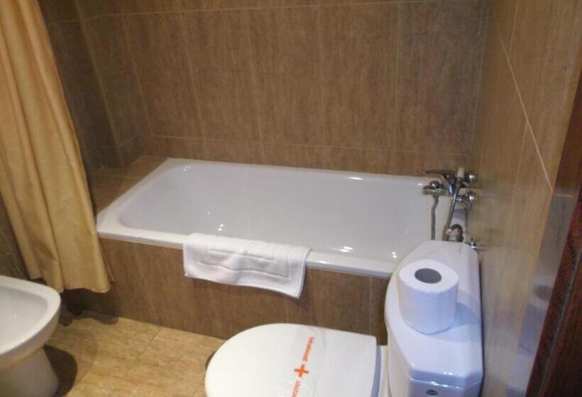 Номер Стандарт, Hospedium Hotel La Fuente