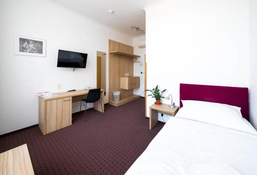 חדר סטנדרט יחיד, Mini Hotel Akord