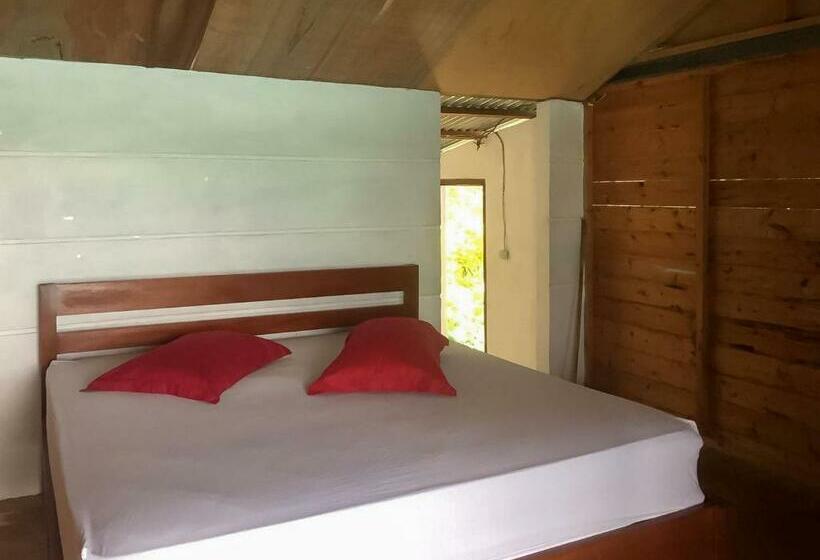 Номер Economy, Olala Bungalows And Restaurant Mitra Reddoorz