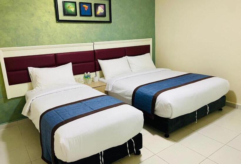 Номер Стандарт Трехместный, Surya Boutique Hotel Klang