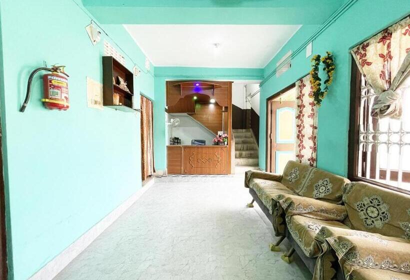 Номер Deluxe, Radha Krishna Holiday Home