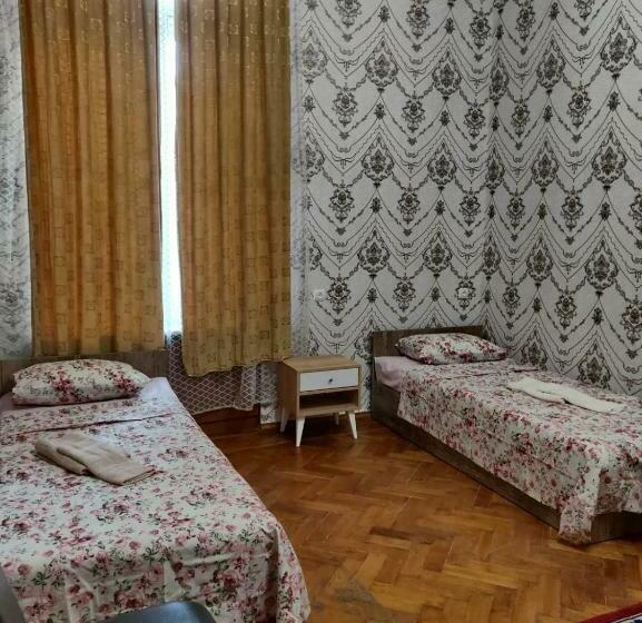 اتاق استاندارد, Nice