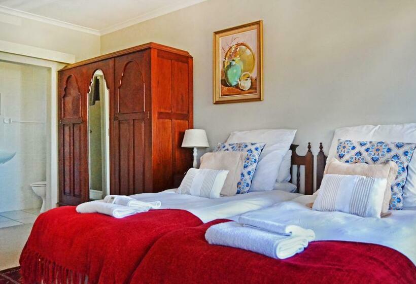 اتاق استاندارد با بالکن, Chesham House