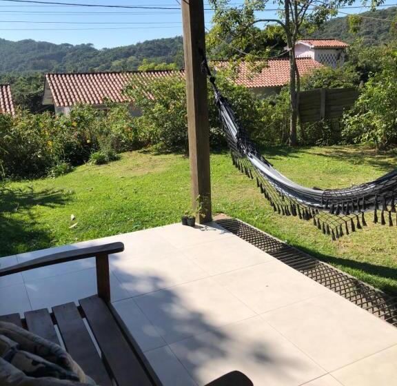 스탠다드 스튜디오, Paikea Hostel Praia Do Rosa