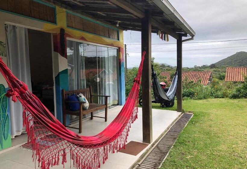 스탠다드 스튜디오, Paikea Hostel Praia Do Rosa