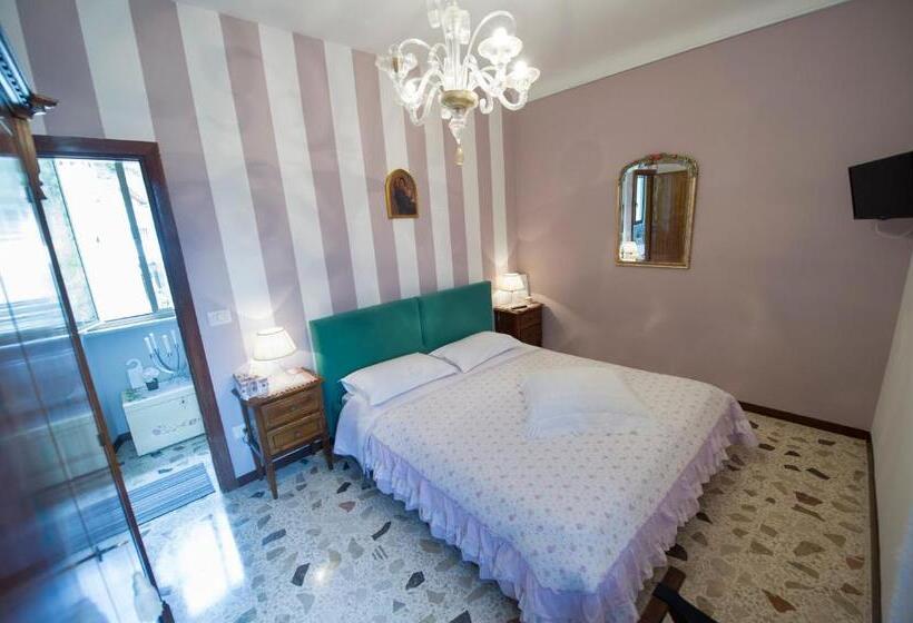 Standard room with outdoor bath, B&b Villa Filetta