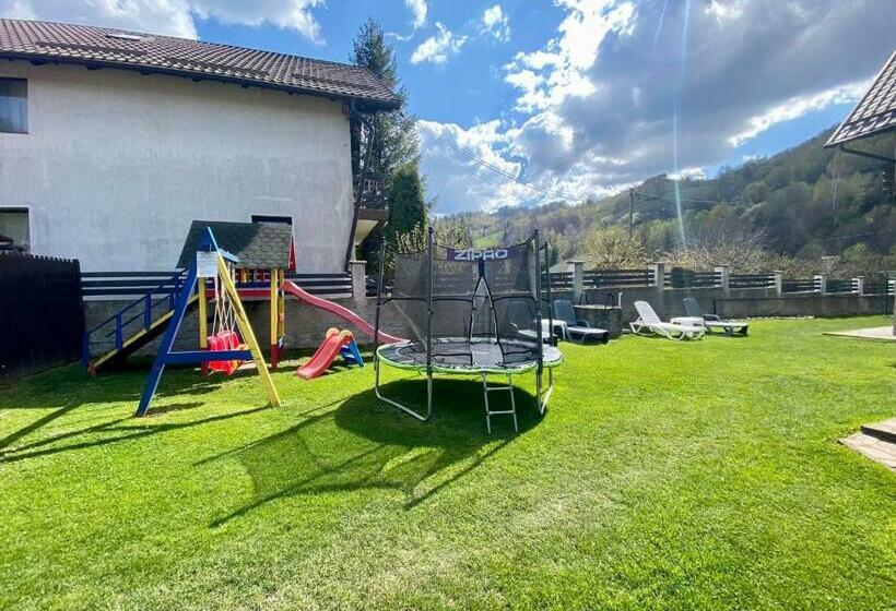 Номер Economy, Casa Dintre Vai