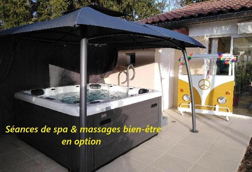 Апартаменты 1 Спальня Вид на Бассейн, Coeuraccords, Spa & Bien être Au Calme Naturiste Toute L Année