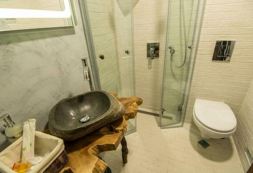 Стандартный Номер Кровать Кинг, Zaara Estate