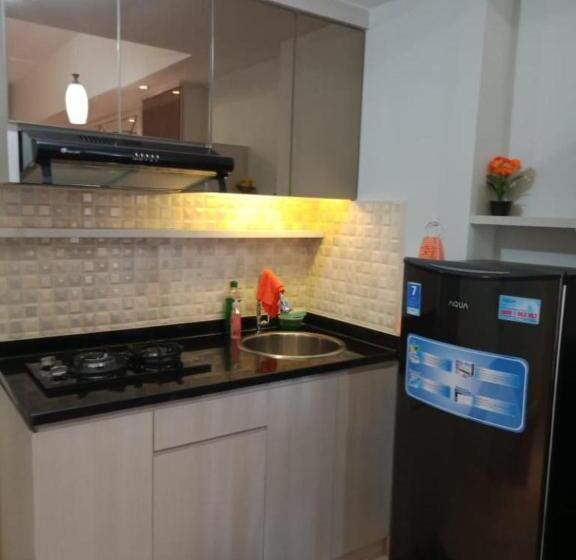 Апартаменты 1 Спальня, Springlake Apartment Summarecon By Veeroom