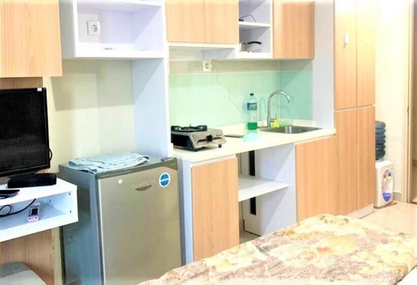 Студия Стандарт, Springlake Apartment Summarecon By Veeroom