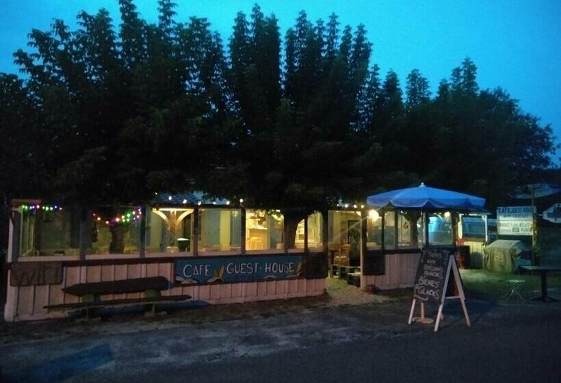 Студио Стандарт с Террасой, Zenzela Surf House