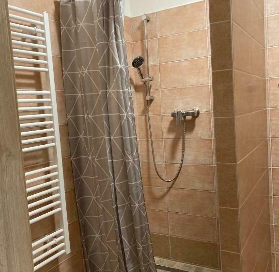 침실 1개 아파트, Apartmány S Klimatizací   Penzion U Kudláčků Pouzdřany