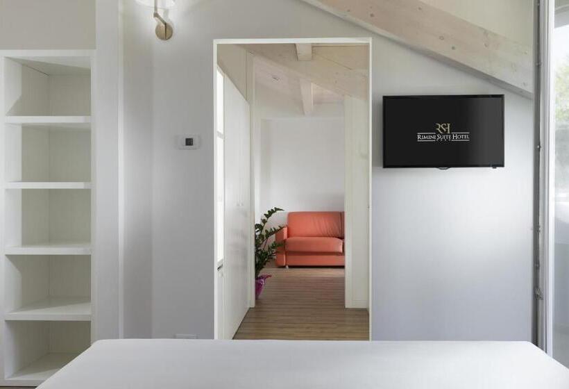 سوییت جونیور, Rimini Suite