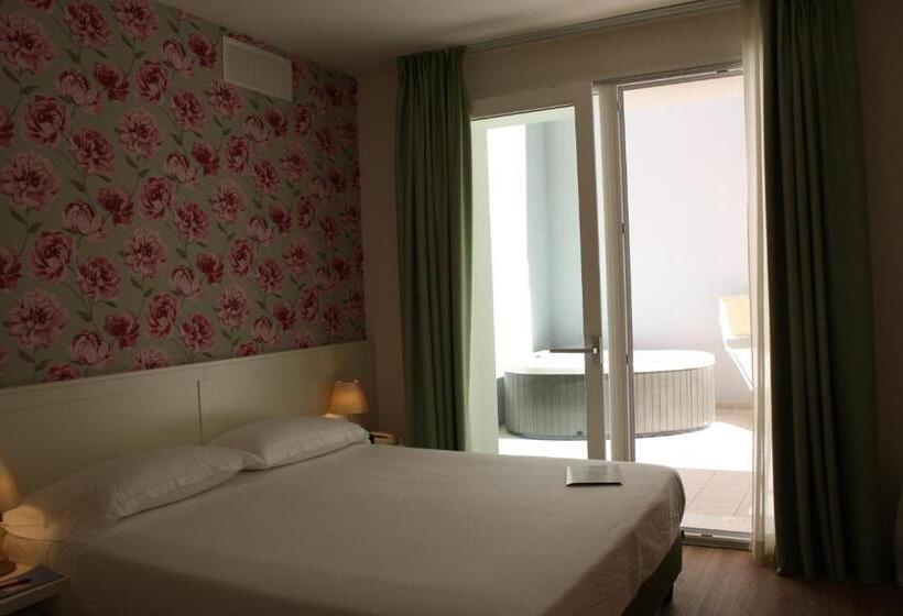 اتاق لوکس, Rimini Suite