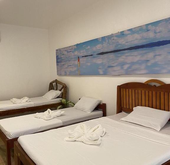 스탠다드 트리픔 룸 공동욕실, Tahanan Resort