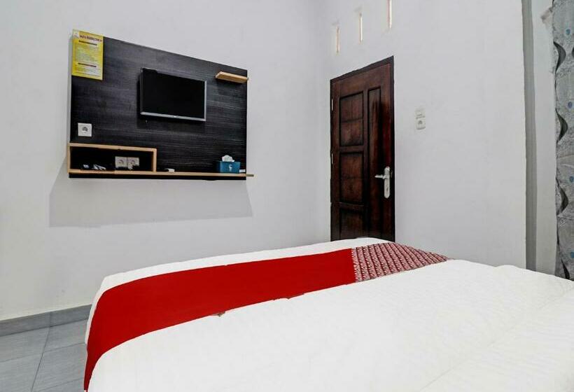 Номер Deluxe, Oyo 91203 Naufal Residence Syariah