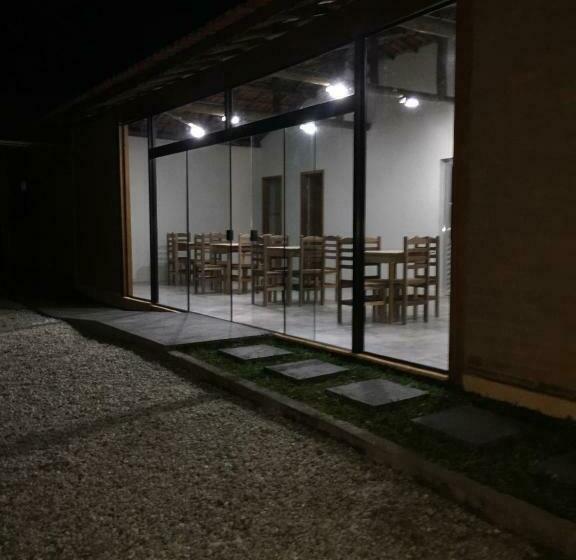 스탠다드 스튜디오, Chales Sao Felix