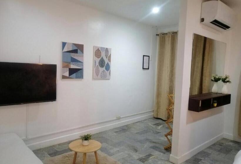 이그제큐티브 트리플, Vg Pension And Residences