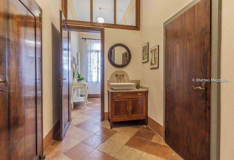 带花园景观的标准三人间, B&b Dal Viceré   Villa Mezzalira