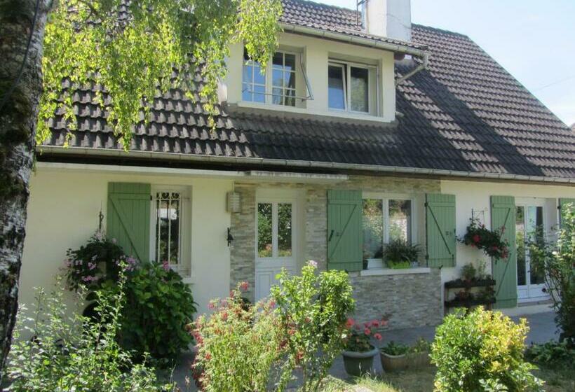 Номер Стандарт Вид на Сад, Chambres D Hôtes Des Bruyères
