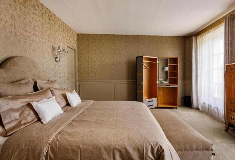 Номер Deluxe, Le Chateau D Hardricourt