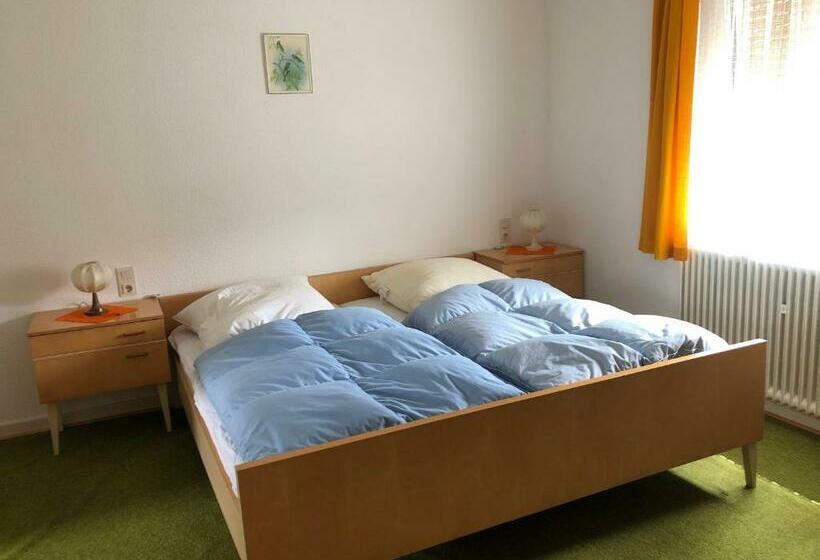 标准三人间, Sabine’s Gästehaus