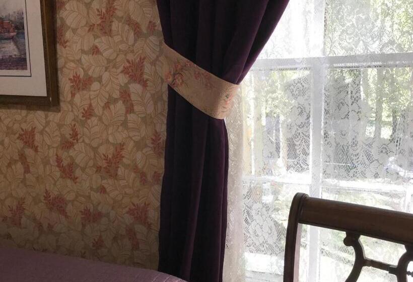 기본룸, Historic Windsor