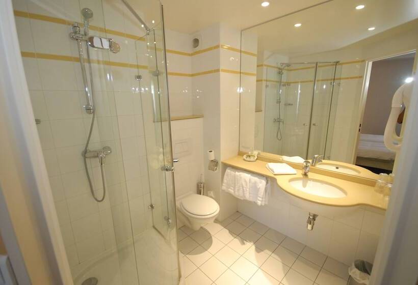 수피리어 룸, Logis Hôtel L Orée De Chartres   Barjouville