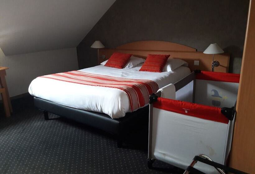 패밀리 룸, Logis Hôtel L Orée De Chartres   Barjouville