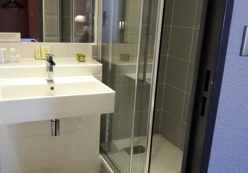 스탠다드 룸, Logis Hôtel L Orée De Chartres   Barjouville
